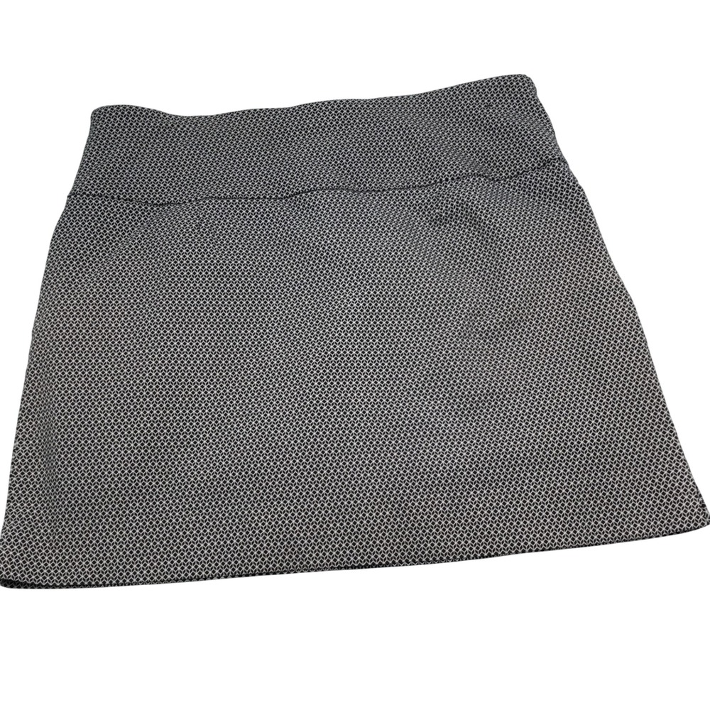 SC & Co Sportswear Womens XL Black White Geometric Diamond Print Golf Skort‎